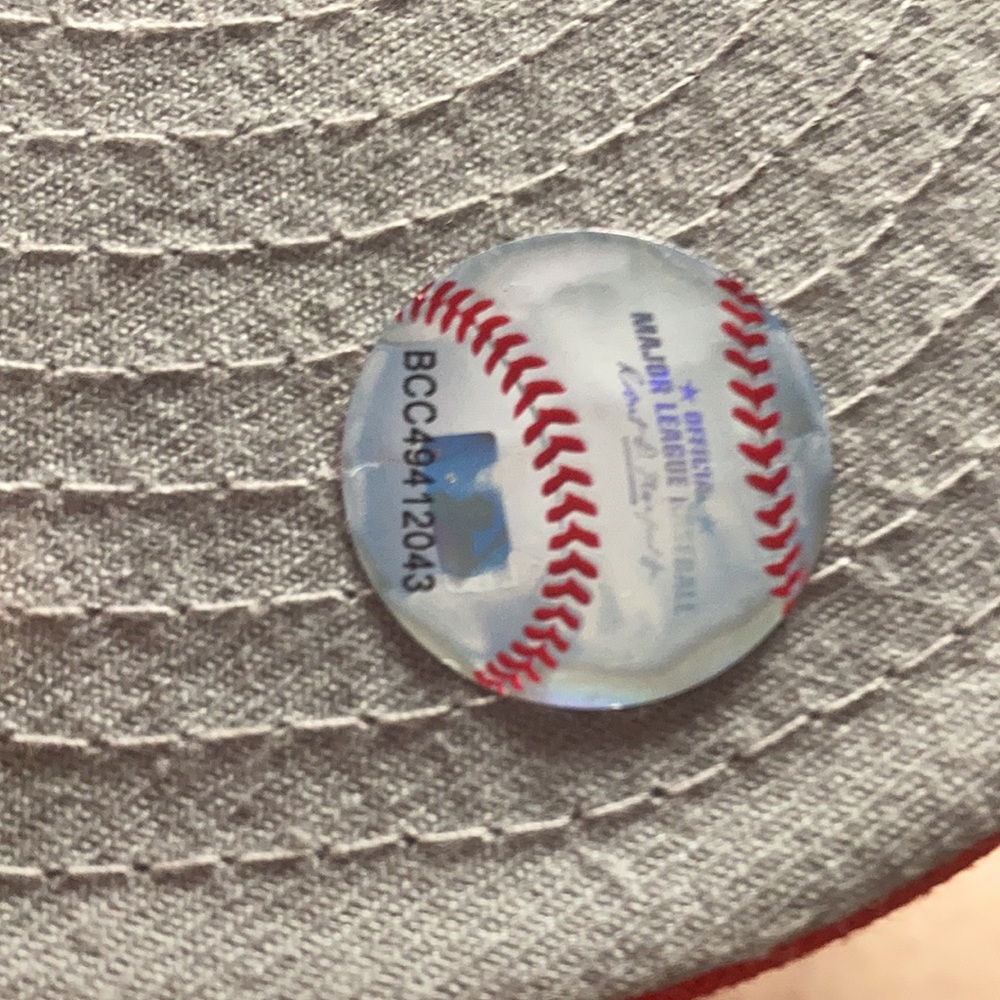 Man Snapback Hat - image 3